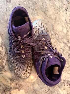 Men’s Purple football cleats - Performance field Shoe